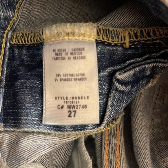 Guess jeans flare leg with painted flowers & rhinestones flare leg size 27 - Picture 7 of 7